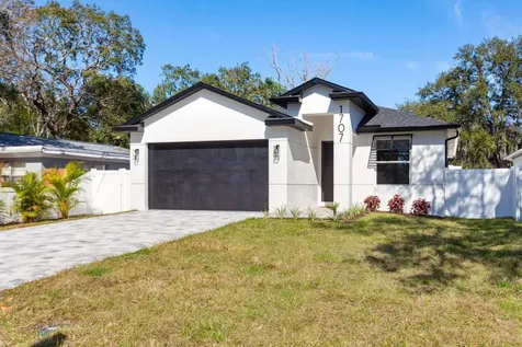 1707 W Perio Street Tampa FL 33612