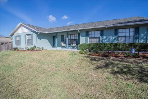 1403 Cove Place Tavares FL 32778