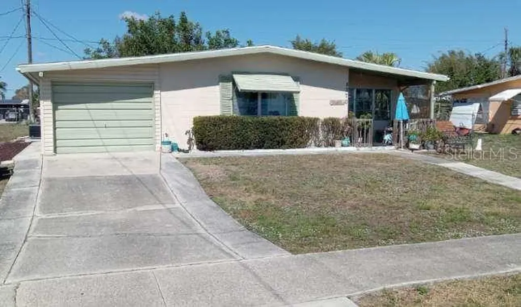 8370 Dorothy Avenue North Port FL 34287