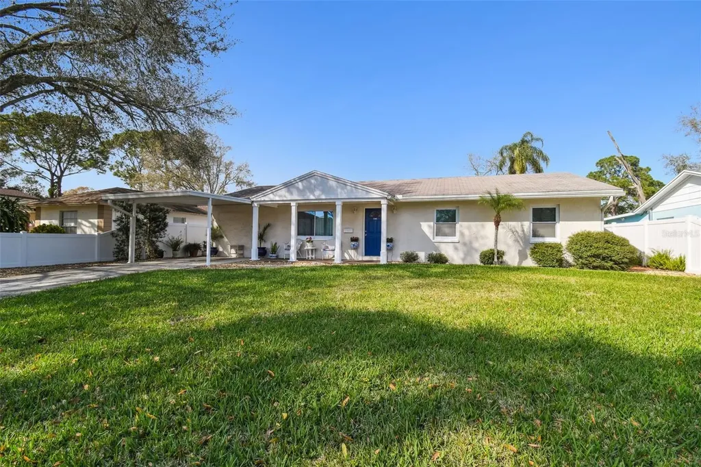 7903 W Hiawatha Street Tampa FL 33615
