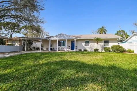7903 W Hiawatha Street Tampa FL 33615