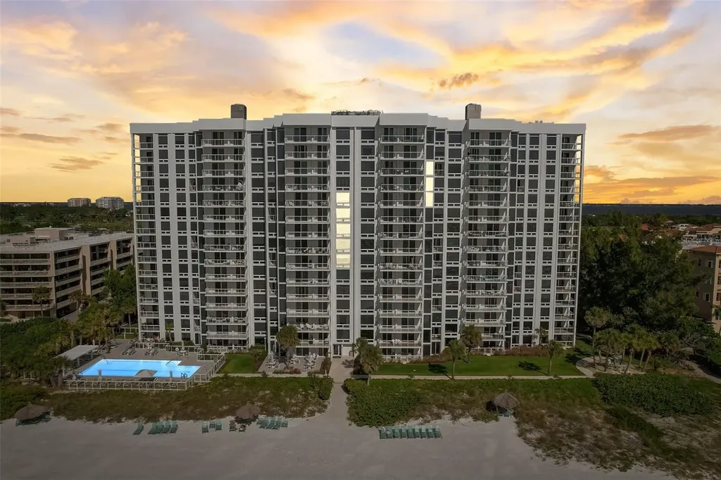 2425 Gulf Of Mexico Drive Longboat Key FL 34228