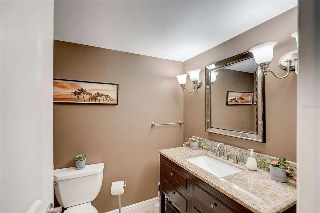 2425 Gulf Of Mexico Drive Longboat Key FL 34228