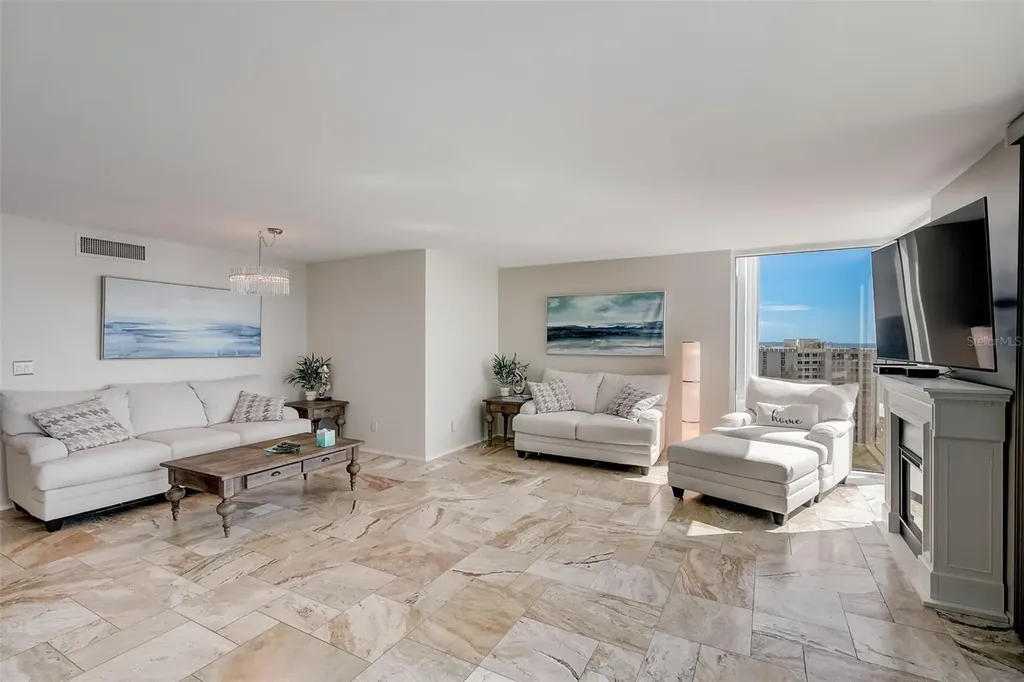 2425 Gulf Of Mexico Drive Longboat Key FL 34228