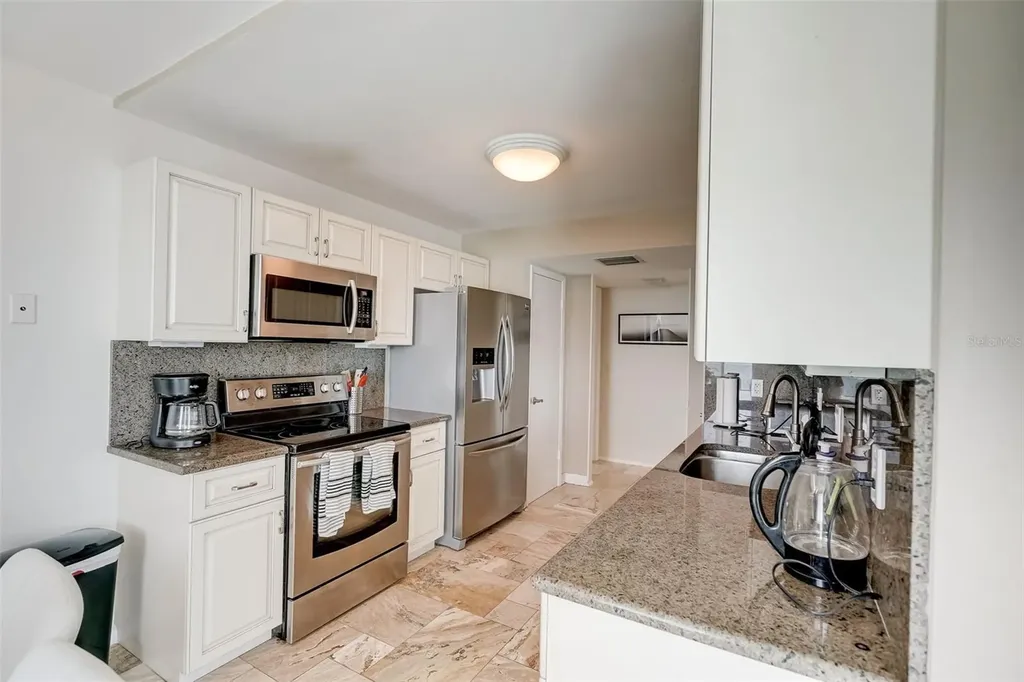 2425 Gulf Of Mexico Drive Longboat Key FL 34228