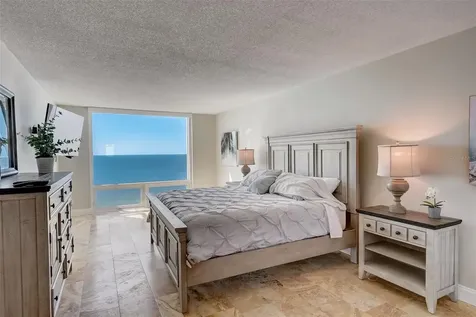 2425 Gulf Of Mexico Drive Longboat Key FL 34228