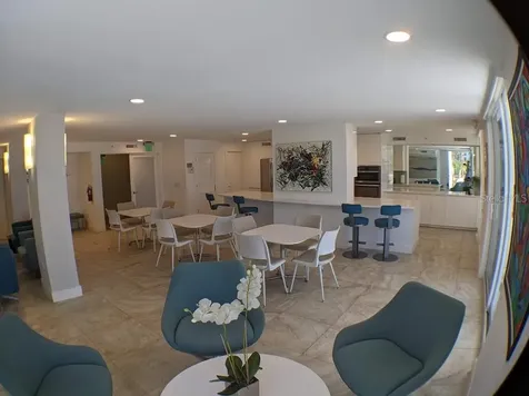 2425 Gulf Of Mexico Drive Longboat Key FL 34228
