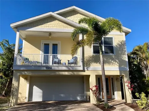 2914 Avenue C Holmes Beach FL 34217