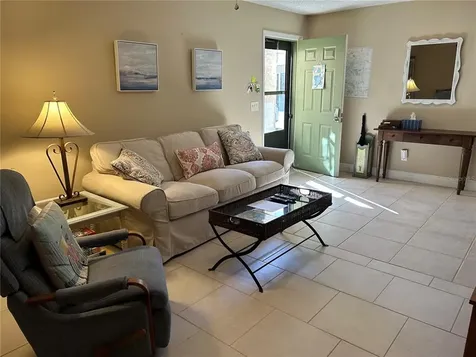6102 7th Avenue W Bradenton FL 34209