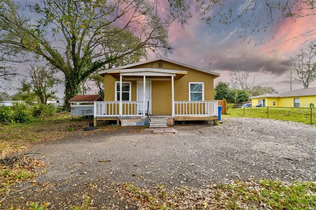 3516 S 75th Street Tampa FL 33619