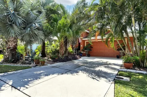 5227 Lansdowne Way Palmetto FL 34221