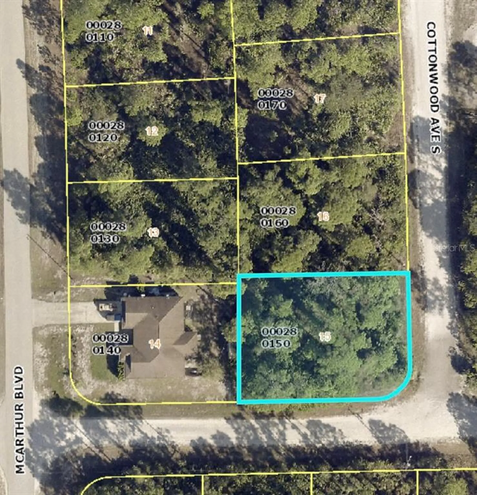 566 Cottonwood Avenue S Lehigh Acres FL 33974