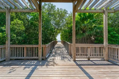 3057 Pointeview Drive Tampa FL 33611