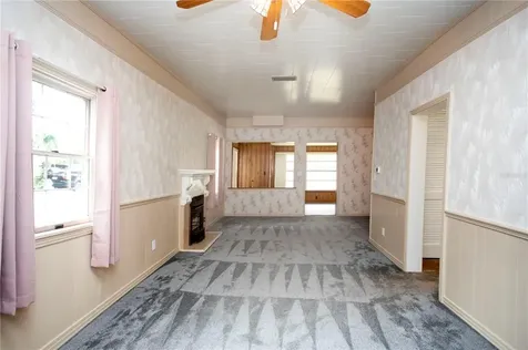 1308 N Orange Street Plant City FL 33563