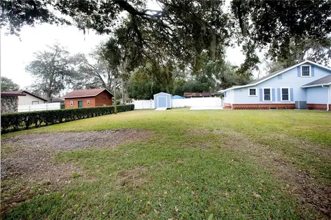 1308 N Orange Street Plant City FL 33563