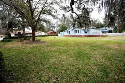 1308 N Orange Street Plant City FL 33563