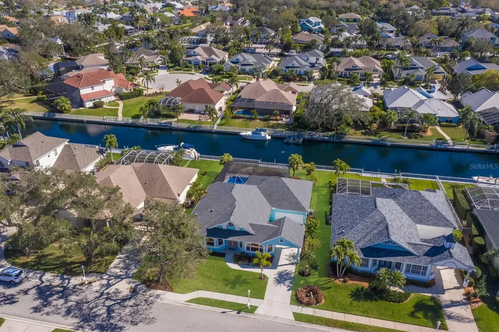 4616 Barracuda Drive Bradenton FL 34208