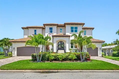 2025 Illinois Avenue NE St Petersburg FL 33703