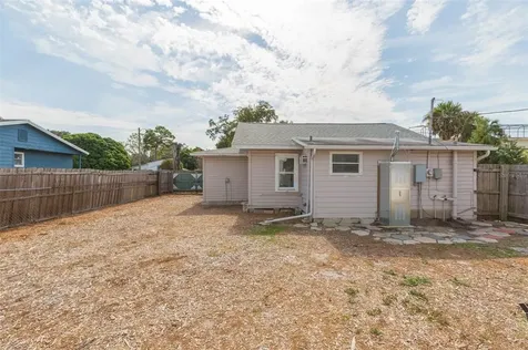 2709 21st Street N St Petersburg FL 33713
