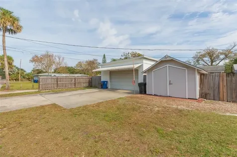 2709 21st Street N St Petersburg FL 33713
