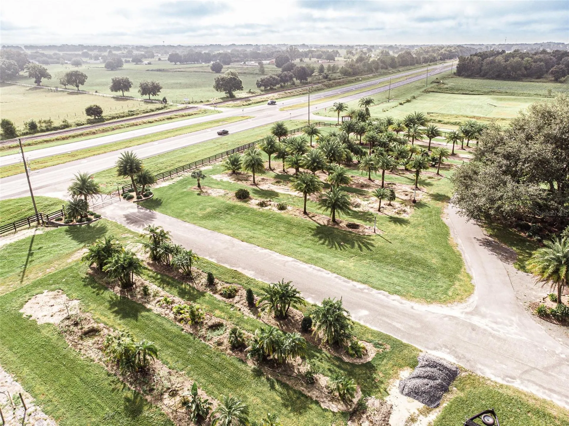13494 N Us Highway 301 Oxford FL 34484