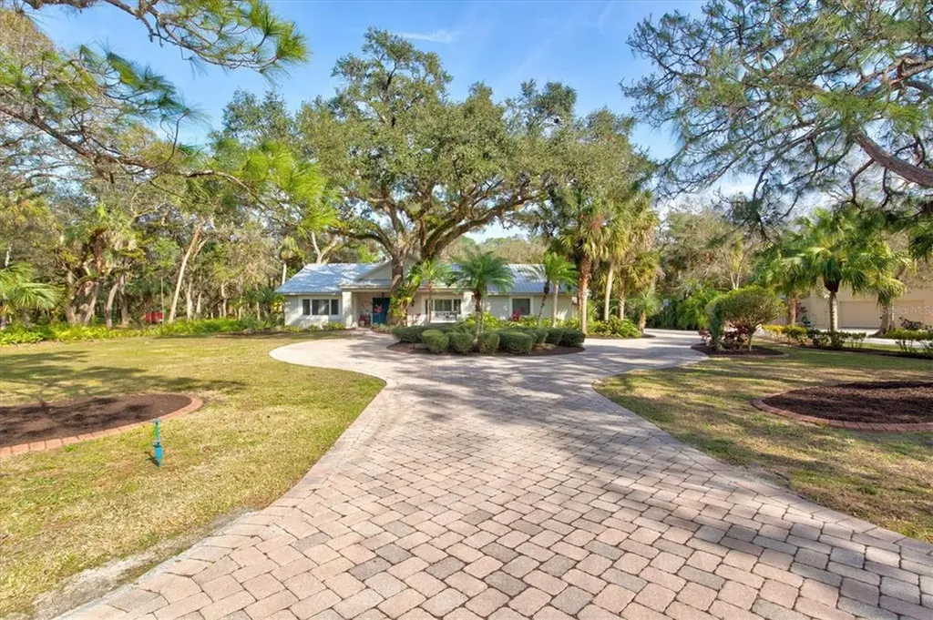 2881 Mira Loda Drive Sarasota FL 34240
