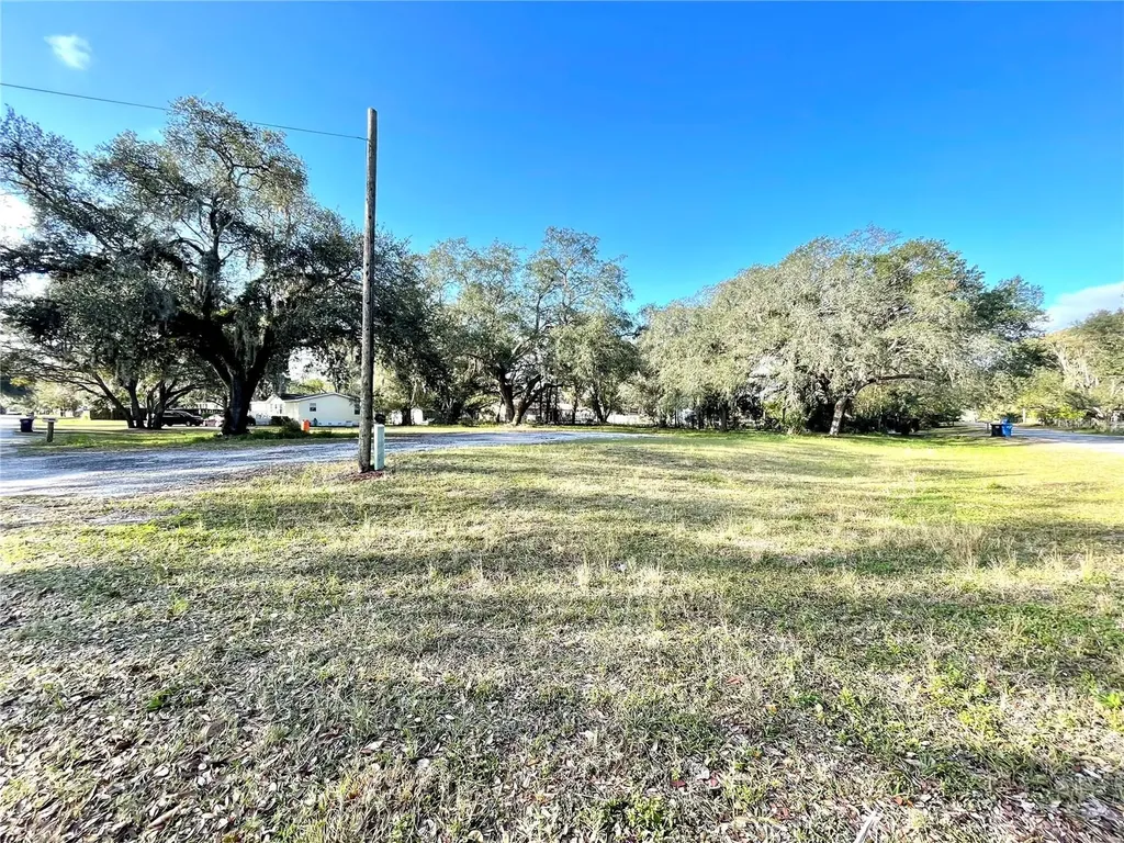 14820 N 15th Street Lutz FL 33549