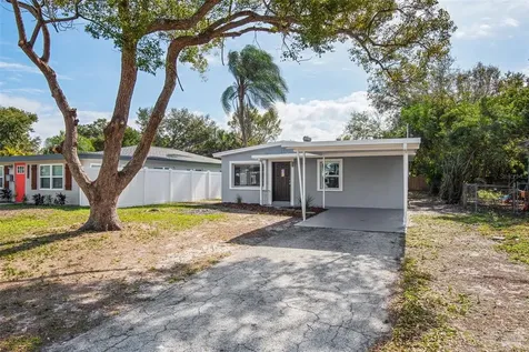 7528 36th Avenue N St Petersburg FL 33710