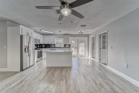 9612 N 55th Street Temple Terrace FL 33617