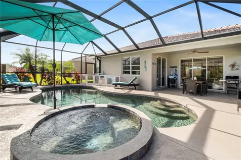 323 River Enclave Court Bradenton FL 34212