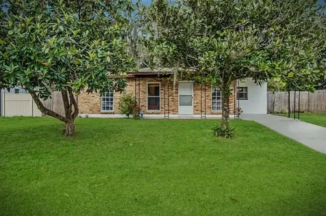 8618 Chinaberry Drive Tampa FL 33637