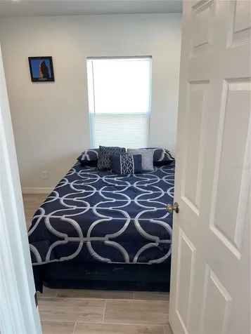 2500 1/2 17th Avenue S St Petersburg FL 33712