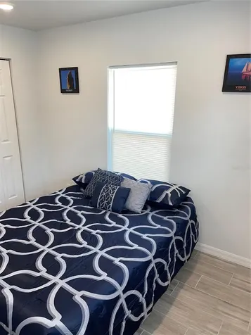 2500 1/2 17th Avenue S St Petersburg FL 33712