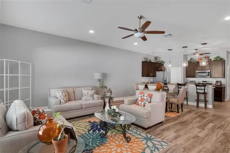 3009 Manitoba Avenue Groveland FL 34736