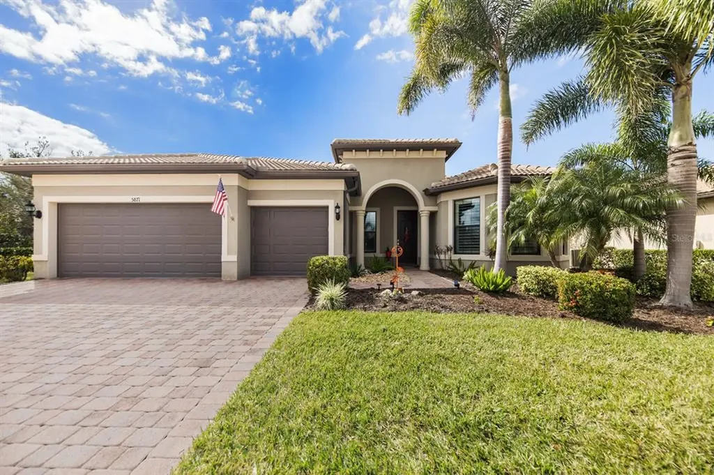5871 Snowy Egret Drive Sarasota FL 34238