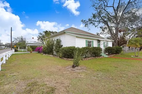1000 NE 3rd Street Mulberry FL 33860
