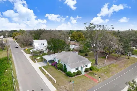 1000 NE 3rd Street Mulberry FL 33860