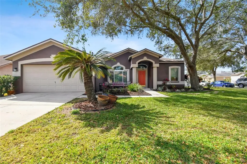 4601 Compass Oaks Drive Valrico FL 33596