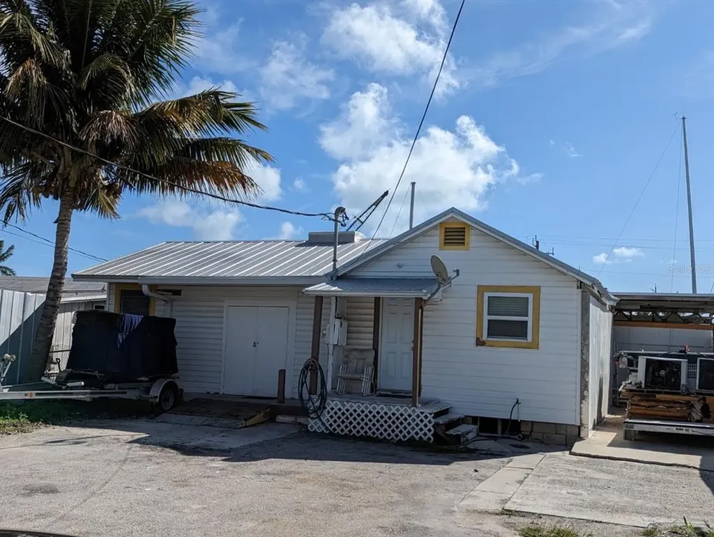 1475 Ocean Breeze Avenue Marathon FL 33050