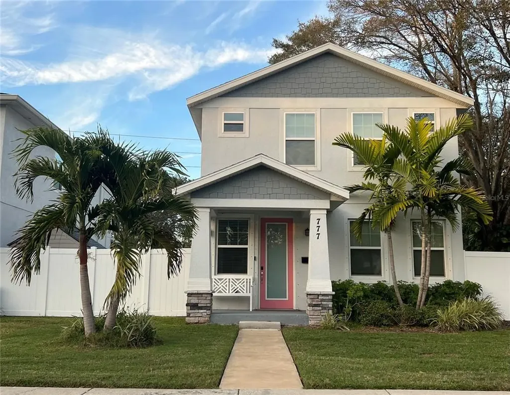 777 52nd Avenue N St Petersburg FL 33703
