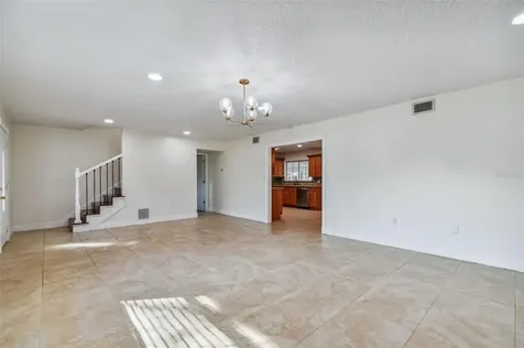 337 W Citrus Street Altamonte Springs FL 32714