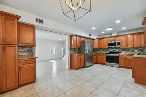 337 W Citrus Street Altamonte Springs FL 32714