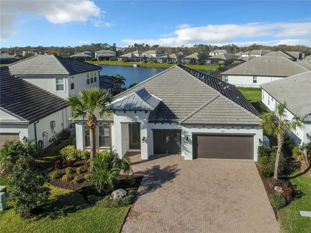 2004 Woodleaf Hammock Court Bradenton FL 34211