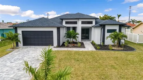 4616 SW 15th Avenue Cape Coral FL 33914