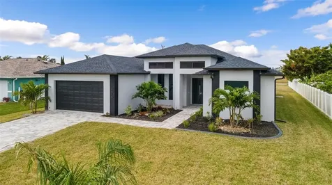 4616 SW 15th Avenue Cape Coral FL 33914