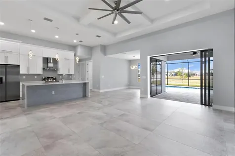 4616 SW 15th Avenue Cape Coral FL 33914