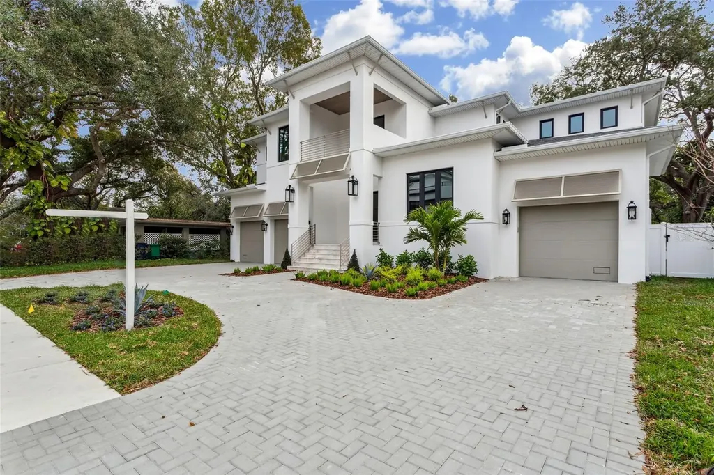 4602 W Longfellow Avenue Tampa FL 33629