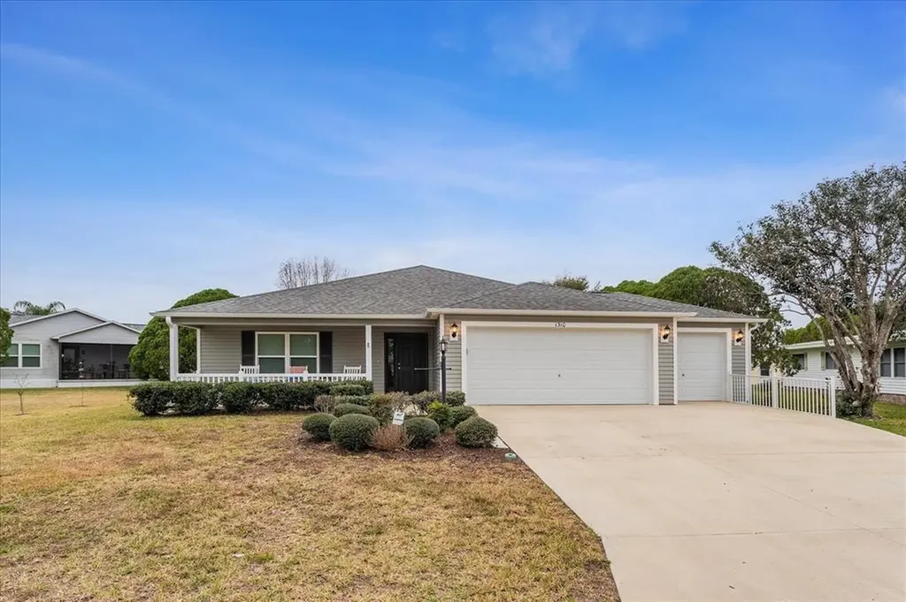 1310 Debra Drive Lady Lake FL 32159