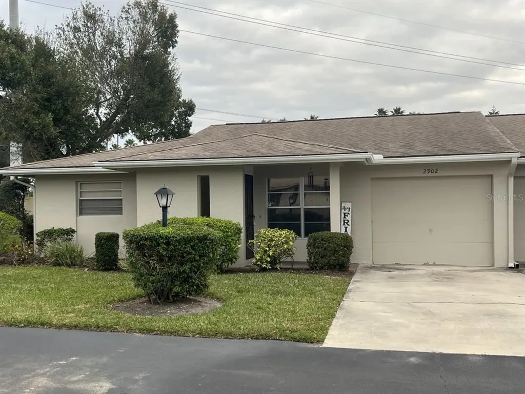 2902 Captiva Gardens Drive Sarasota FL 34231