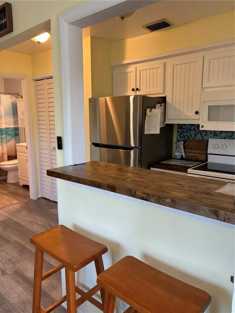 14531 Walsingham Road Largo FL 33774